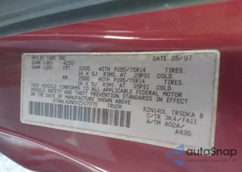 1997 Toyota Tacoma из США, поврежденный, VIN 4TANL42N0VZ317370